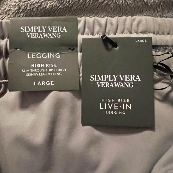 Simply Vera Vera Wang Everyday Joggers - Luxurious Comfort for Any Occasion! - Picture 5 of 6